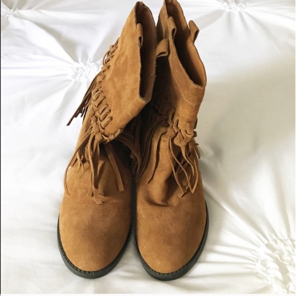 Versona Brown Fringe Ankle Boots - Picture 3 of 3